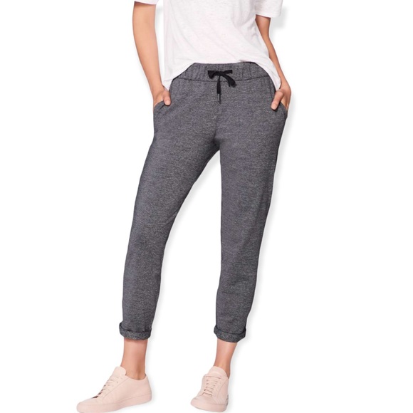 Lululemon Heathered Black On The Fly Pants Size 4
